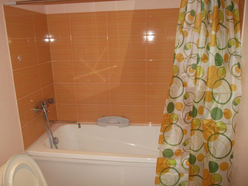 Petera Apartaments Ventspils Room photo